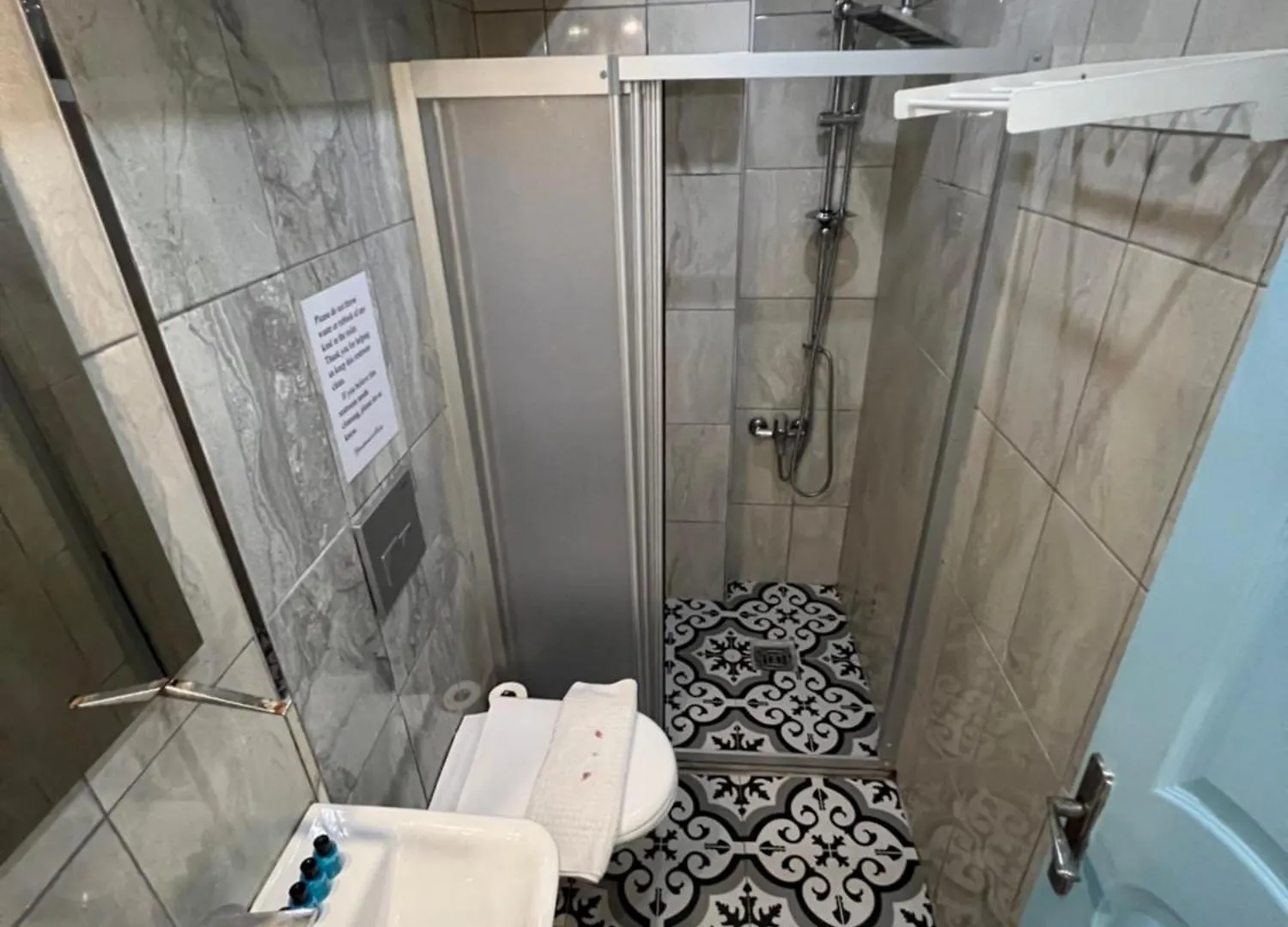 Rodin Hostel Istanbul Turkey