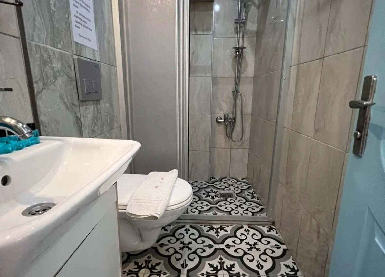 Rodin Hostel Istanbul 0*,