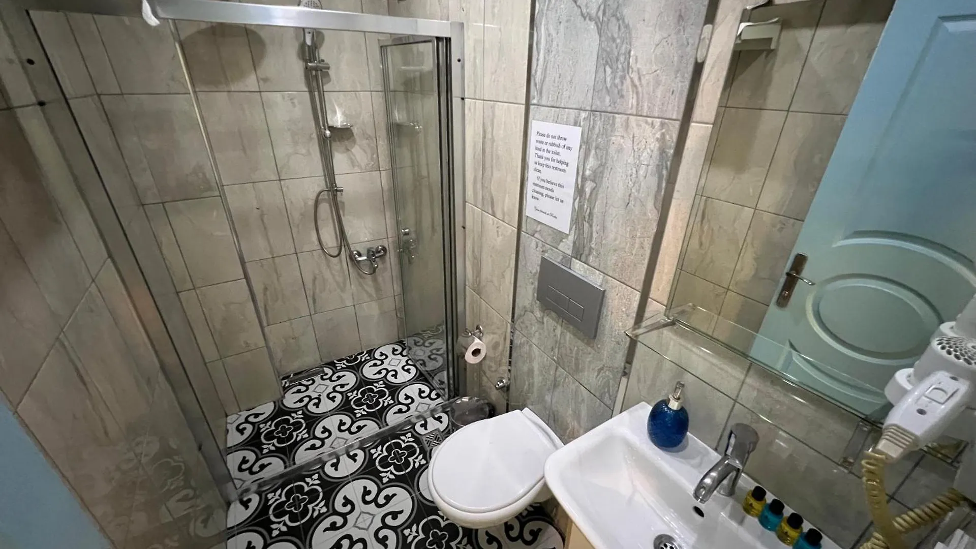 Rodin Hostel Istanbul Turkiet